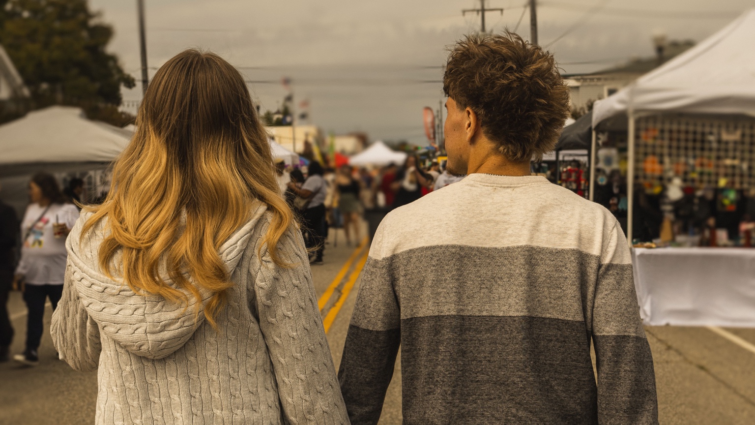 The best way to wander is side by side.